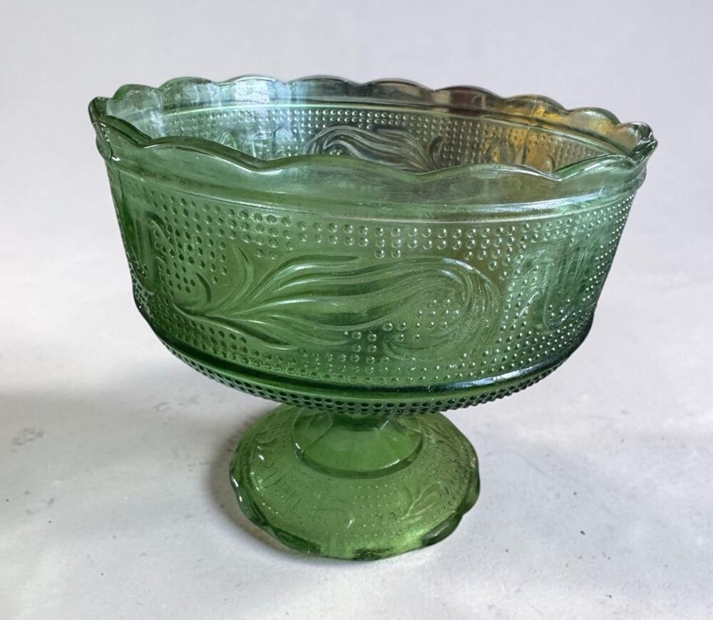 Vintage E O Brody Co M6000 Green Glass Pedestal Compote Candy Dish Fruit Bowl